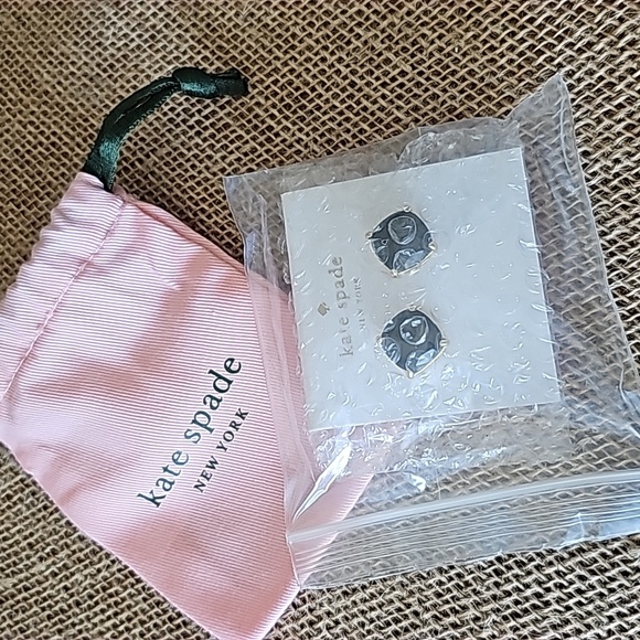 NWT Kate Spade Square Stud Earrings - Picture 3 of 3
